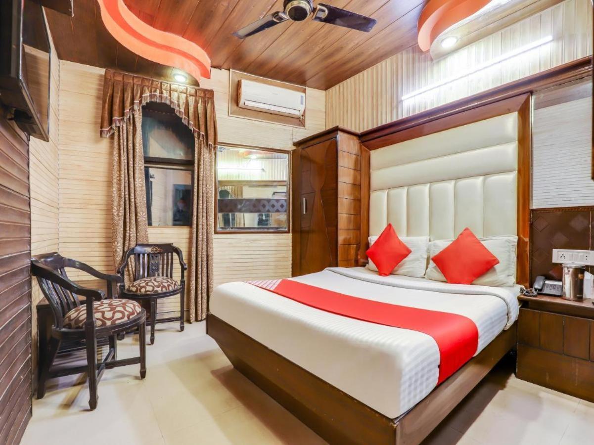 Hotel Roma Deluxe - New Delhi Railway Station Exterior foto